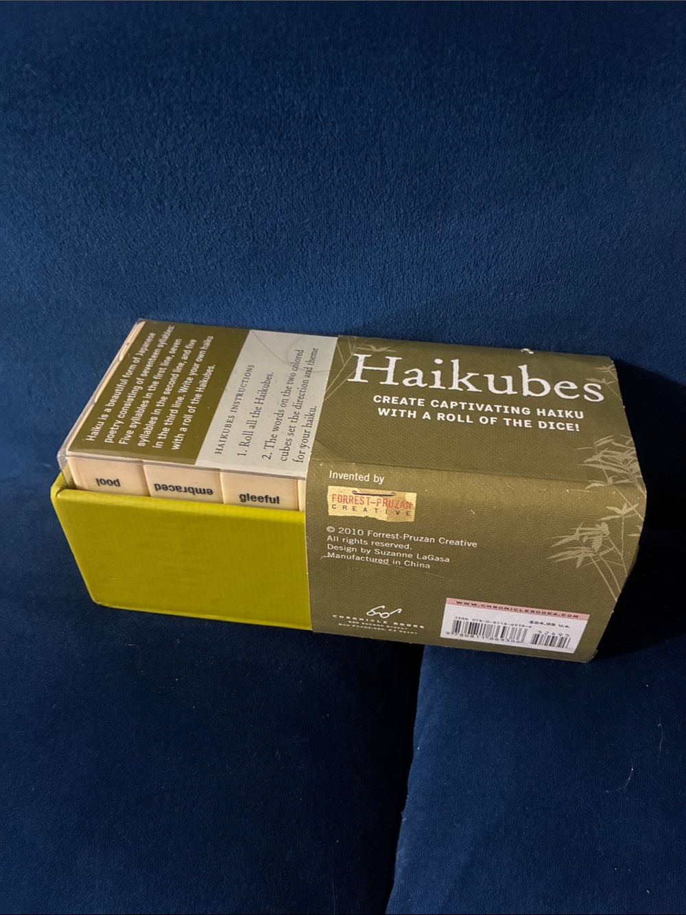 Haiku Haikubes Dice Game - Olive Green and White Box